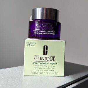 New unopened Clinique smart clinical repair eye cream